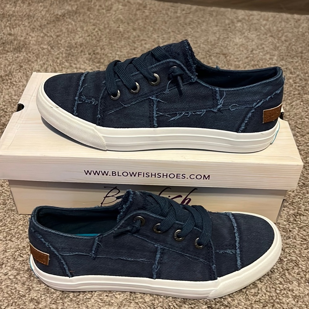 Blowfish Malibu Shoes Size 7.5